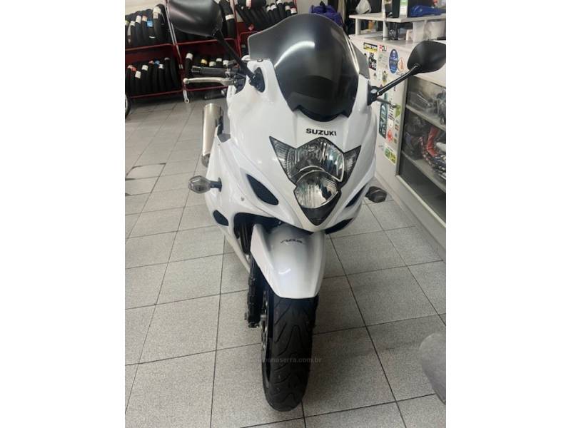 SUZUKI - GSX - 2016/2016 - Branca - R$ 41.500,00