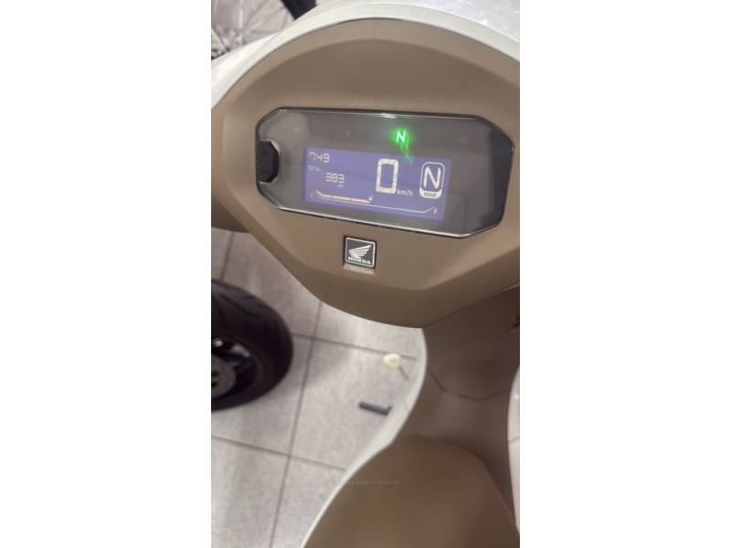 HONDA - BIZ 125 - 2025/2025 - Branca - R$ 17.800,00