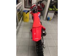 HONDA - CRF 250F - 2023/2024 - Vermelha - Sob Consulta