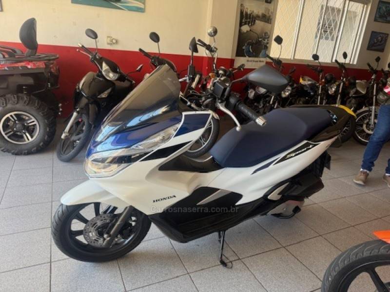 HONDA - PCX - 2022/2022 - Branca - Sob Consulta