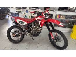 HONDA - CRF 230F - 2016/2016 - Vermelha - Sob Consulta