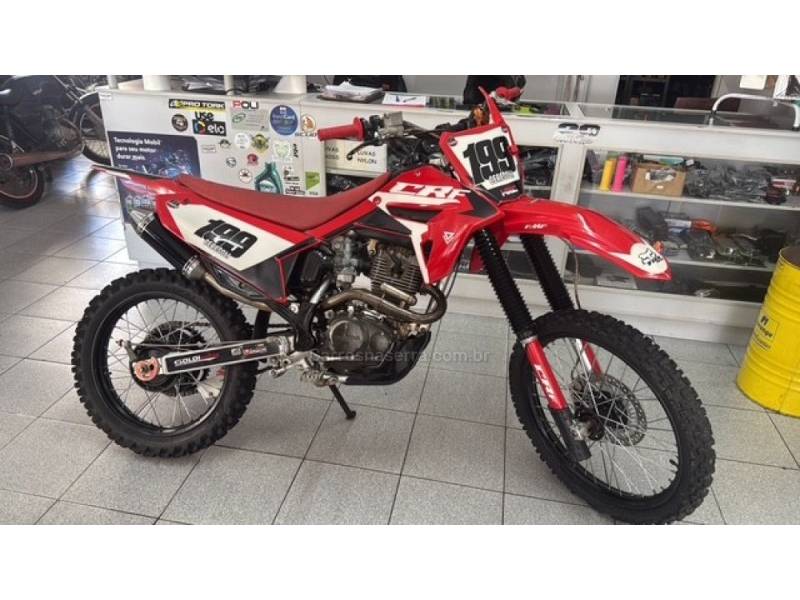 HONDA - CRF 230F - 2016/2016 - Vermelha - Sob Consulta