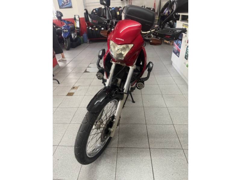 HONDA - NX4 FALCON - 2008/2008 - Vermelha - R$ 17.900,00