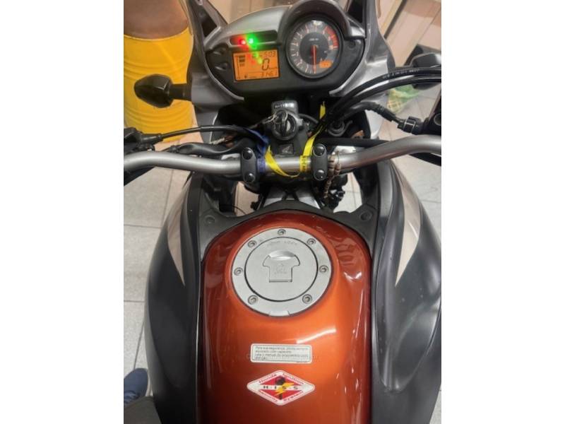 HONDA - XL 700V - 2013/2013 - Laranja - R$ 35.900,00