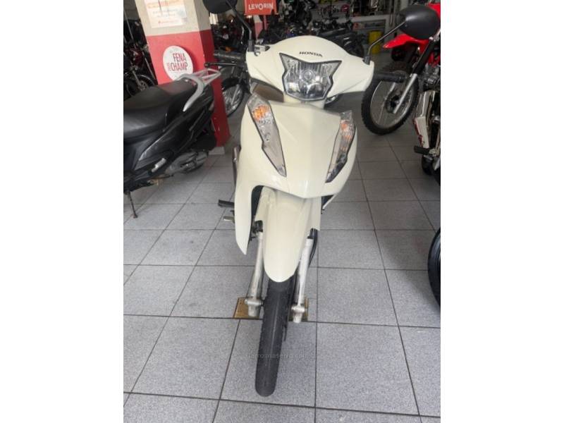 HONDA - BIZ 125 - 2019/2019 - Branca - Sob Consulta